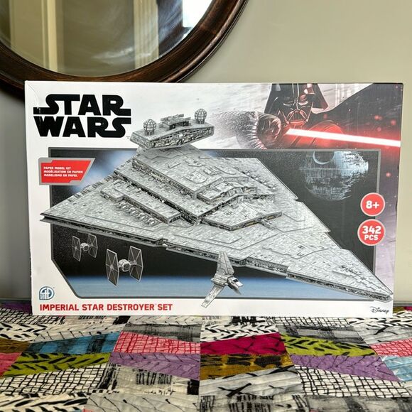 Star Wars Imperial Star Destroyer 3D Paper Model Kit 342 pcs Disney NWT - Picture 1 of 12